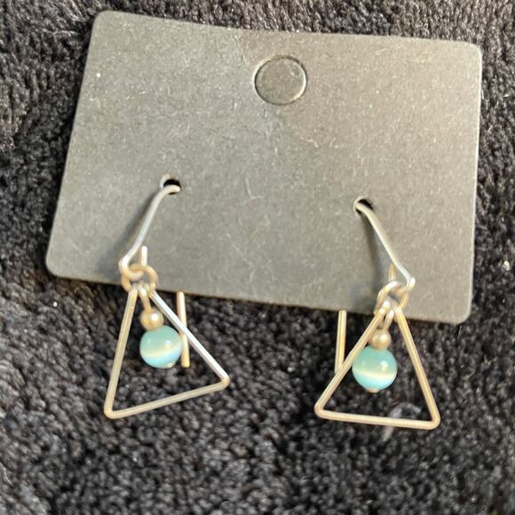 5 Pairs of Vintage Handmade Pierced Earrings - Picture 4 of 7